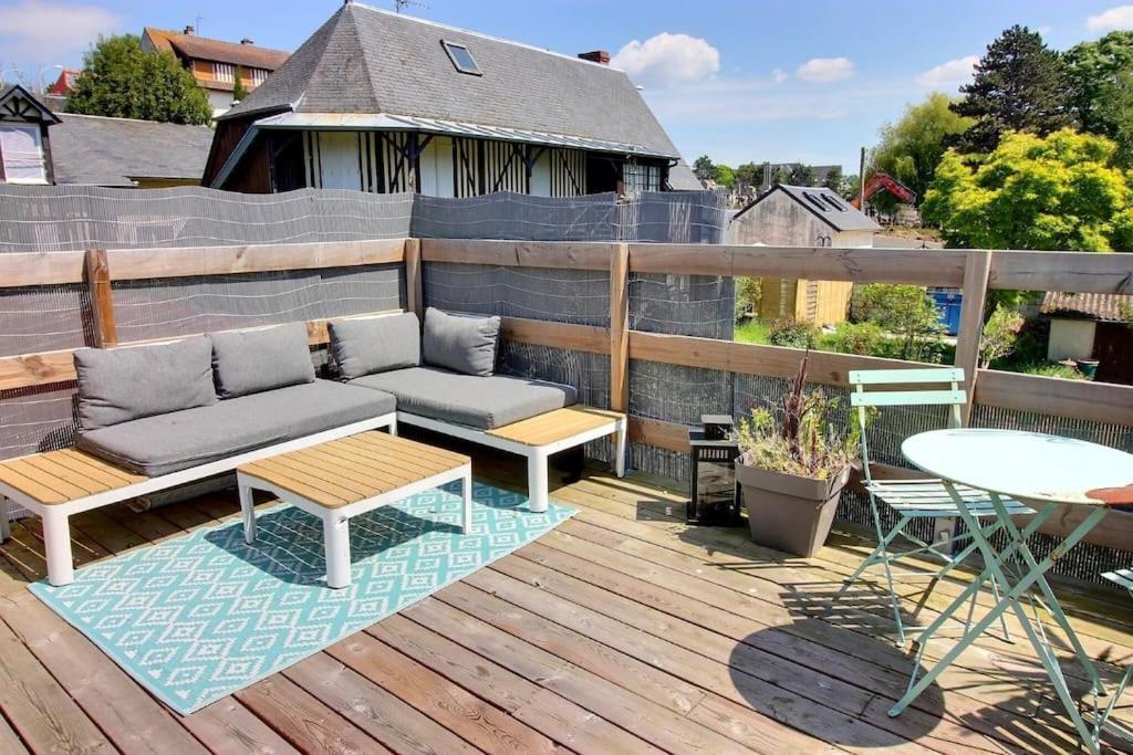 Vila Maison Type Loft Avec Terrasses Trouville-sur-Mer Exteriér fotografie